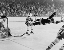 1970-Stanley Cup - Famous Goal Dive